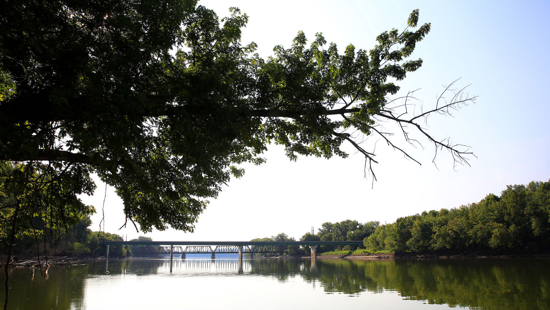 THE GREAT RIVER-0983